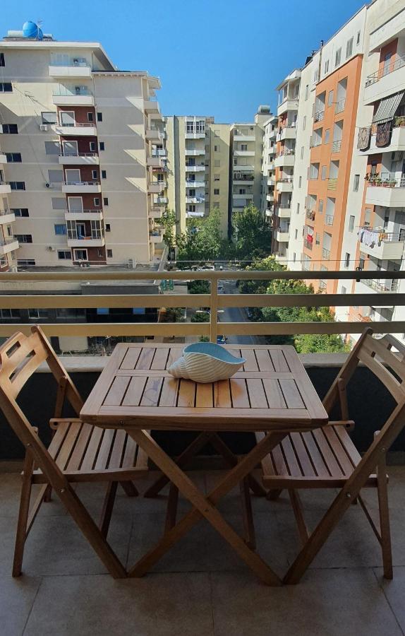 Numa Apartament Vlore Bagian luar foto